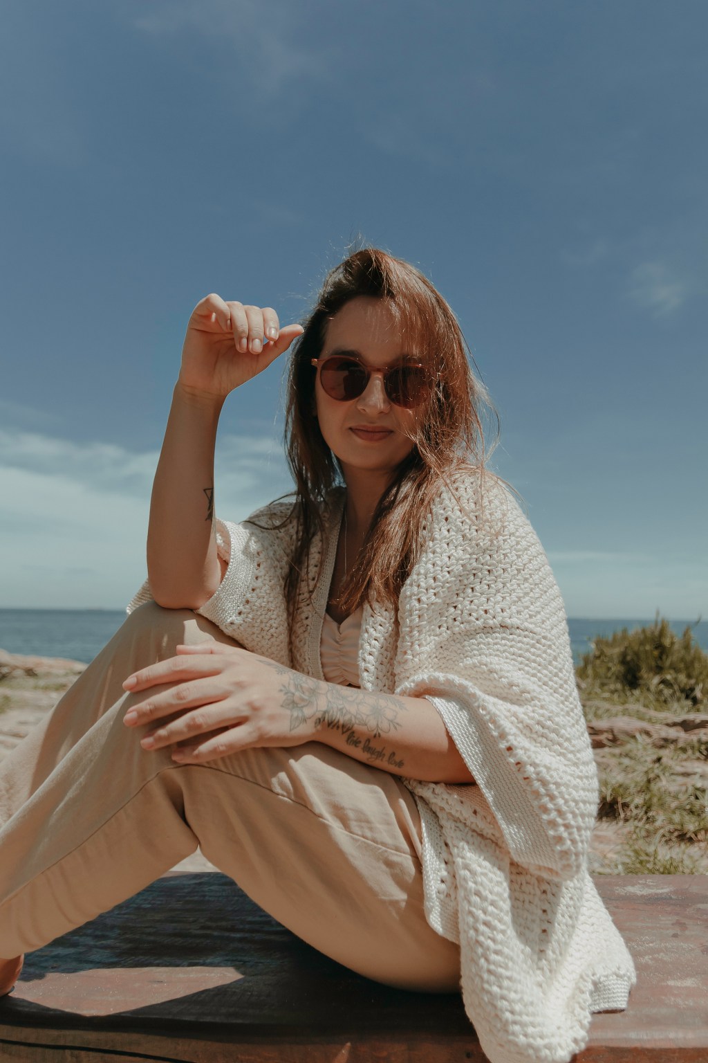 Kimono Cristal: O Luxo do Crochê Minimalista